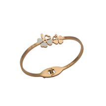 Heart Petal Bangle